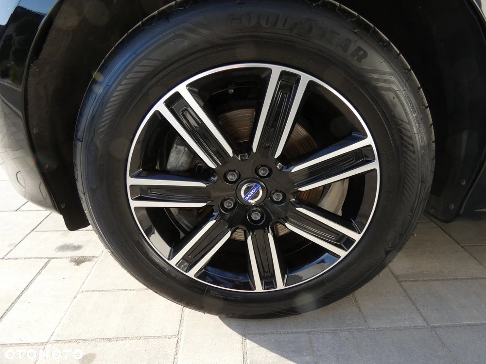Volvo XC 60 D5 AWD Geartronic Summum - 16