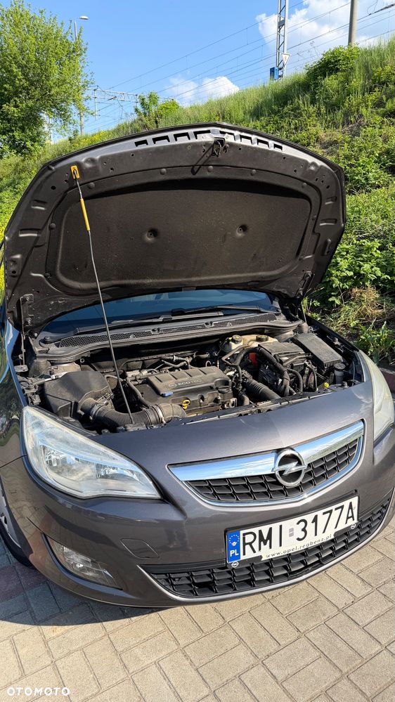 Opel Astra 1.4 T Cosmo - 37
