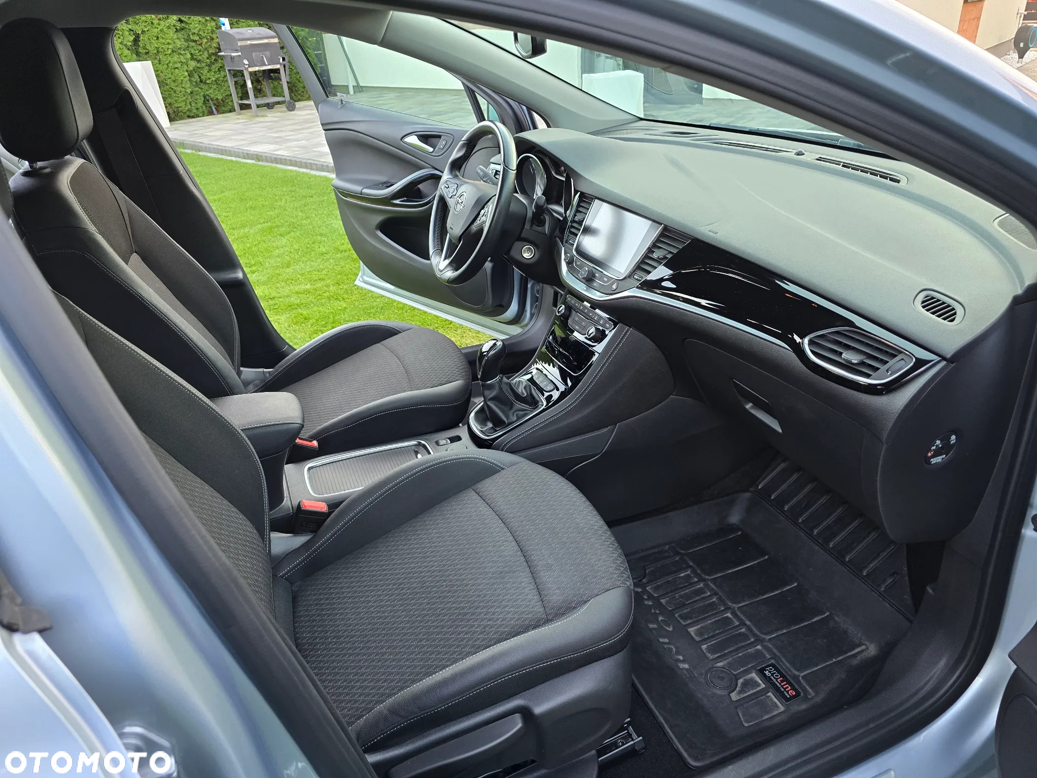 Opel Astra V 1.0 T Dynamic S&S - 15