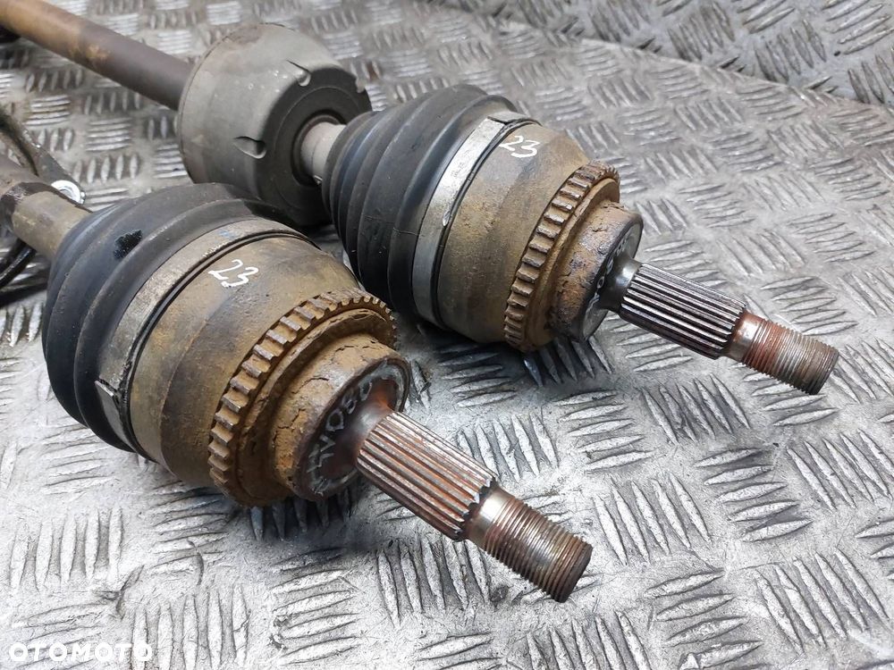 PÓŁOŚ LEWY PRZÓD + PRAWY PRZÓD 5B RENAULT SCENIC I LIFT 1.6 16V - 2