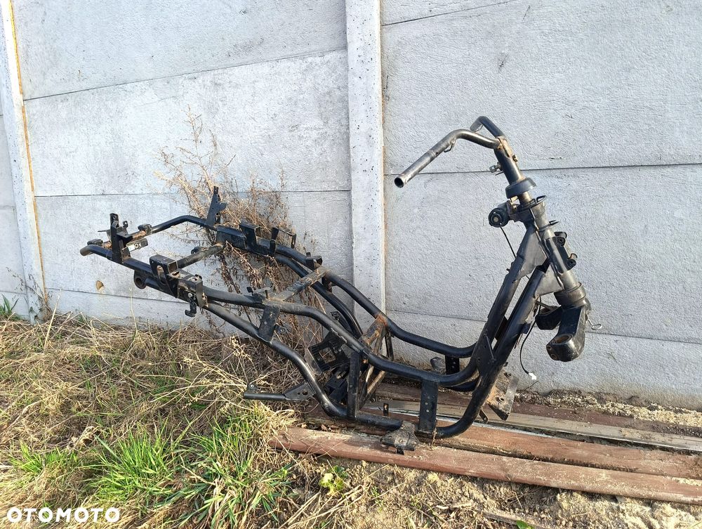 Rama Peugeot Satelis 125 250 500 - 2