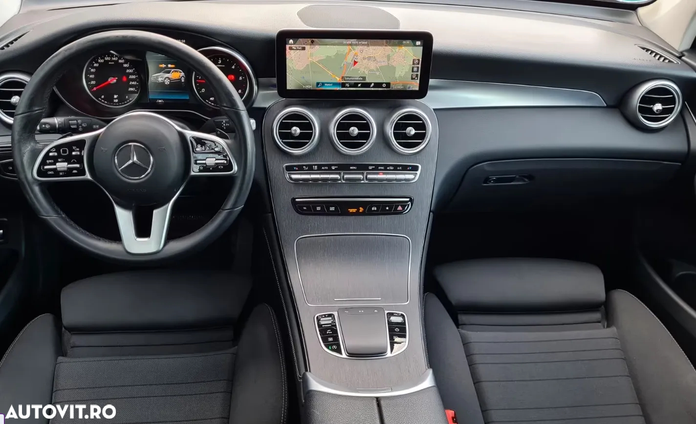 Mercedes-Benz GLC 220 d 4Matic 9G-TRONIC - 13
