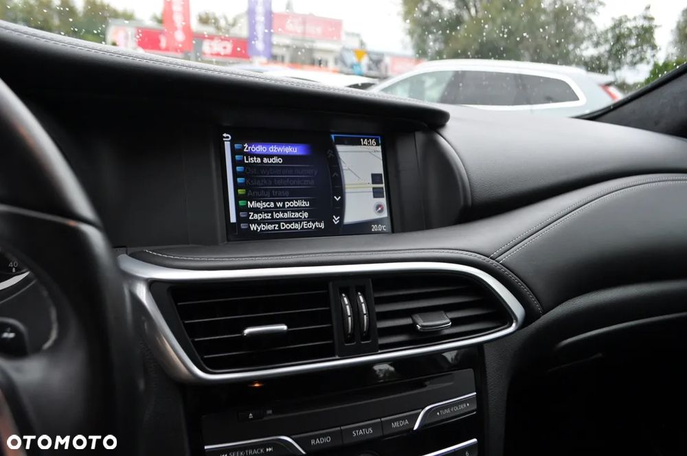 Infiniti Q30 1.6t DCT Premium Tech Cafe Teak - 21