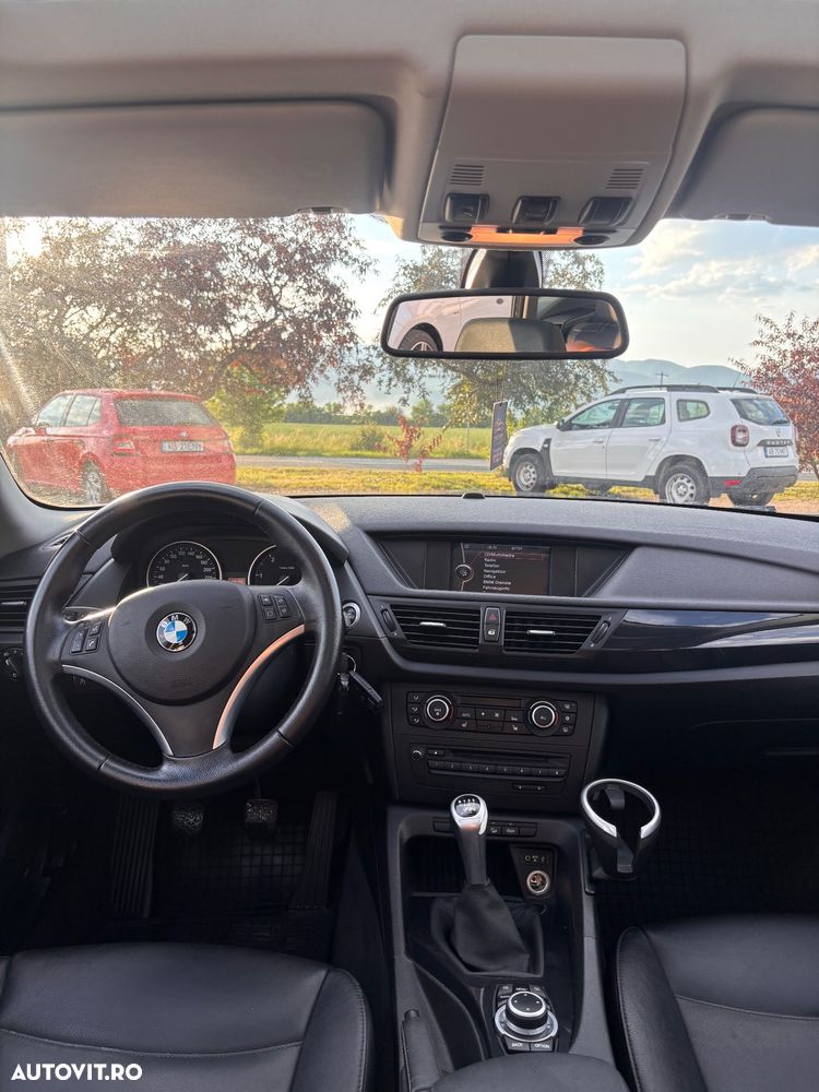 BMW X1 xDrive20d - 8