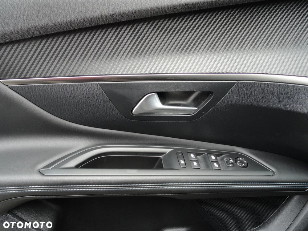 Peugeot 3008 BlueHDi 130 Stop & Start EAT8 Allure - 20