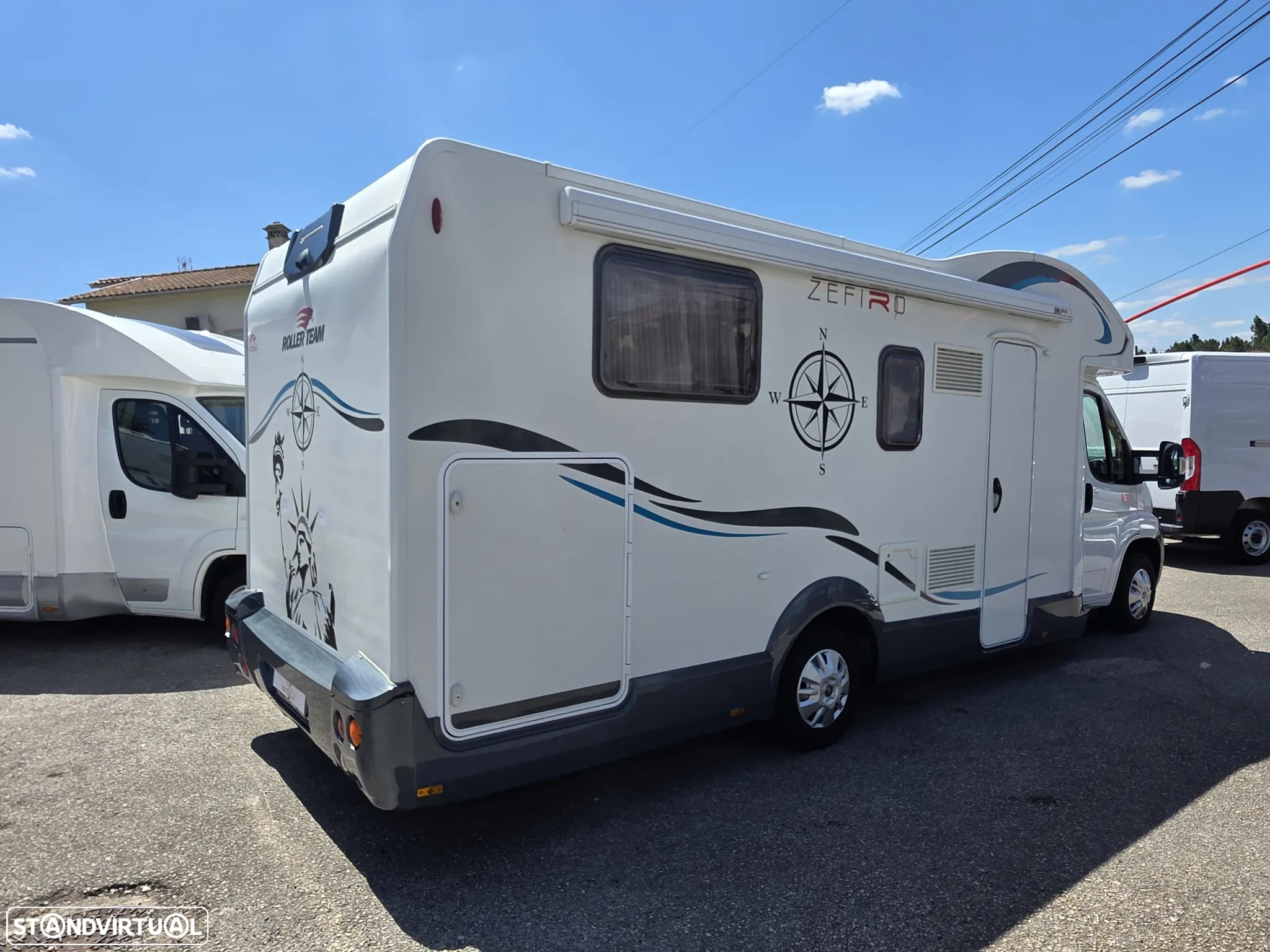 Fiat Ducato Roller 2.3 130CV Cama Central /Basculante - 3