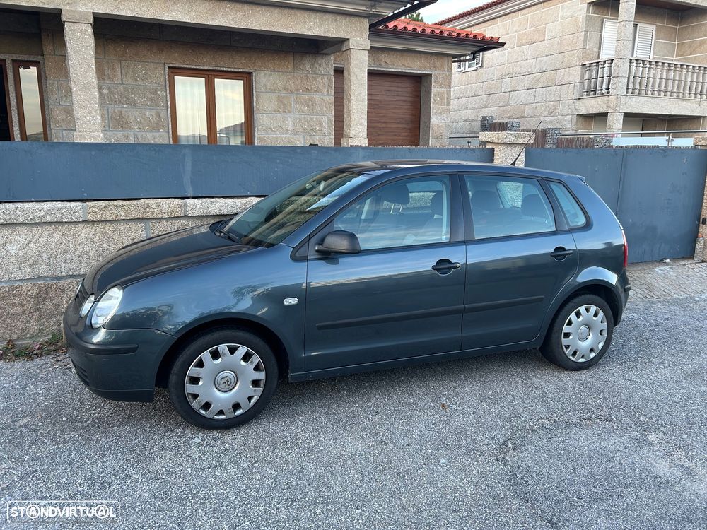 VW Polo 1.2 Confortline - 2