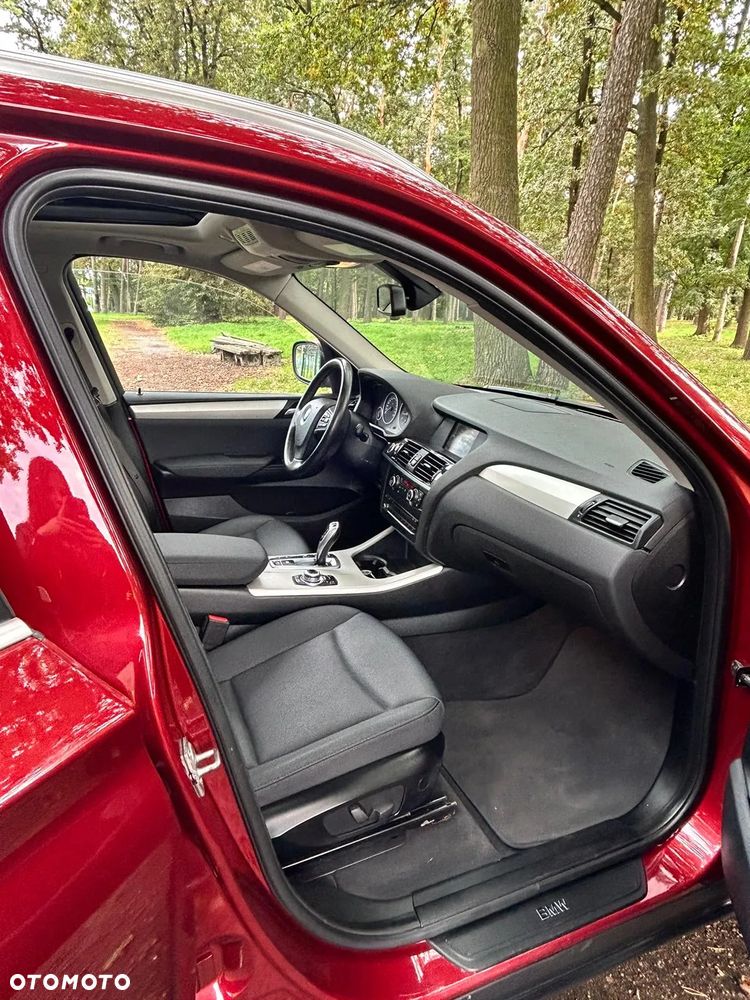 BMW X3 xDrive28i Sport-Aut - 12