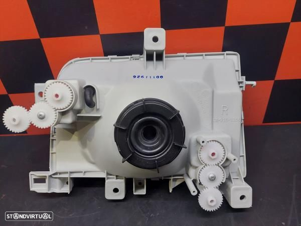 Optica Direita Nissan Cabstar E (Tl_, Vl_) - 2