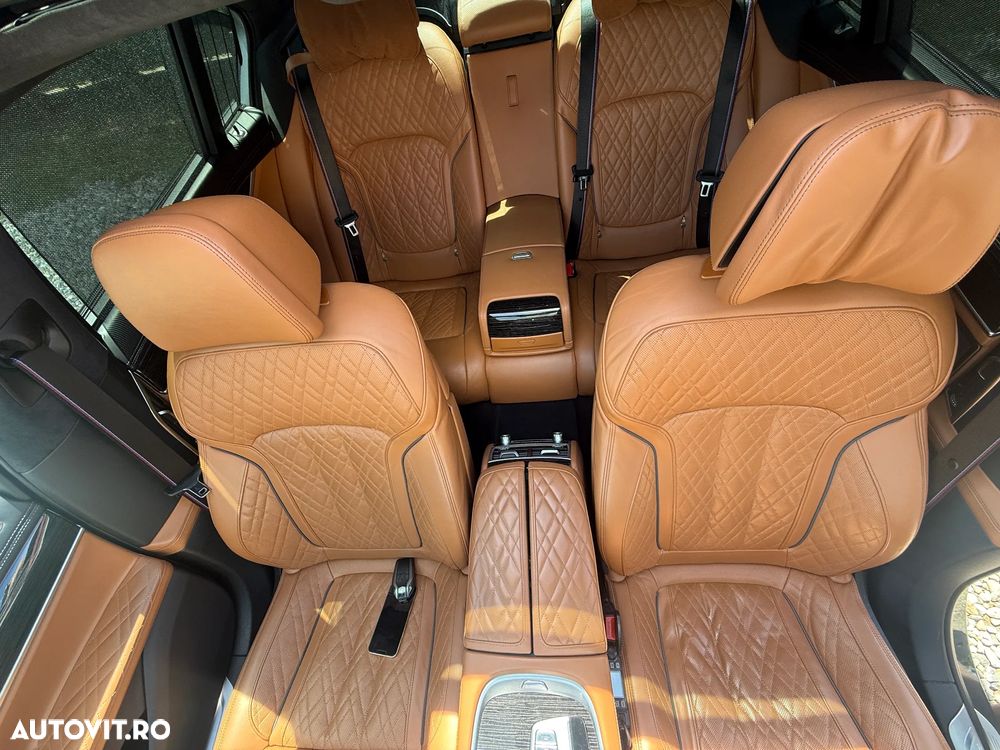 BMW Seria 7 740d xDrive MHEV - 22