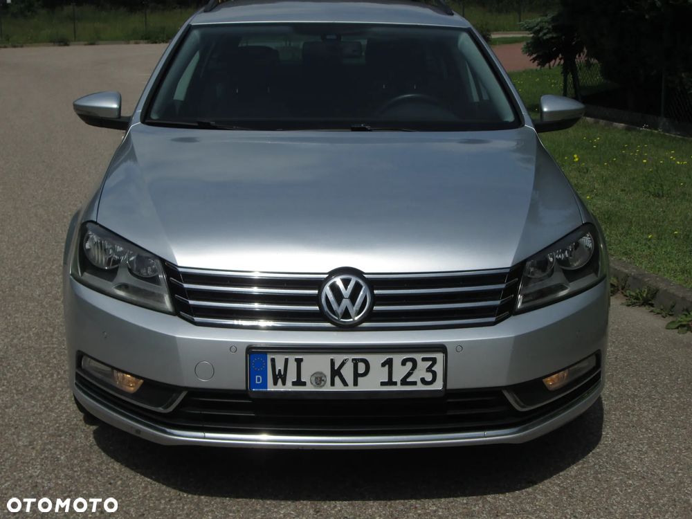 Volkswagen Passat 2.0 TDI DPF BlueMotion Technology Comfortline - 6