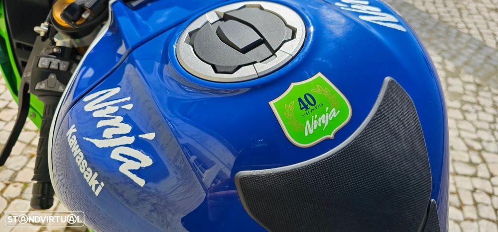 Kawasaki Ninja ZX-10R - 7