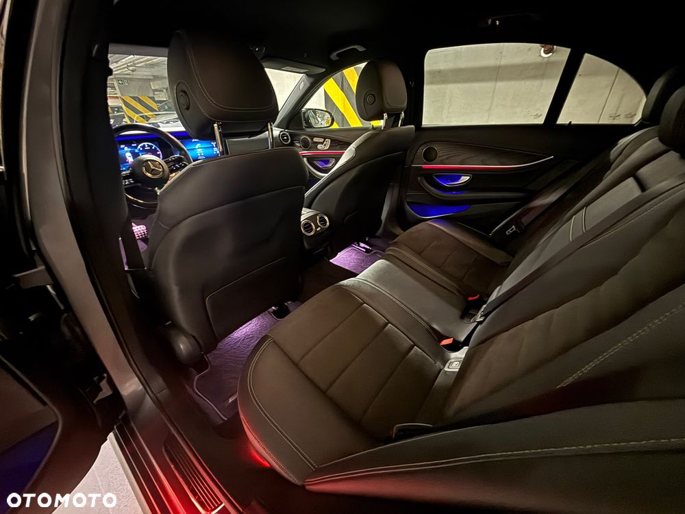 Mercedes-Benz Klasa E 220 d 4-Matic Avantgarde - 4