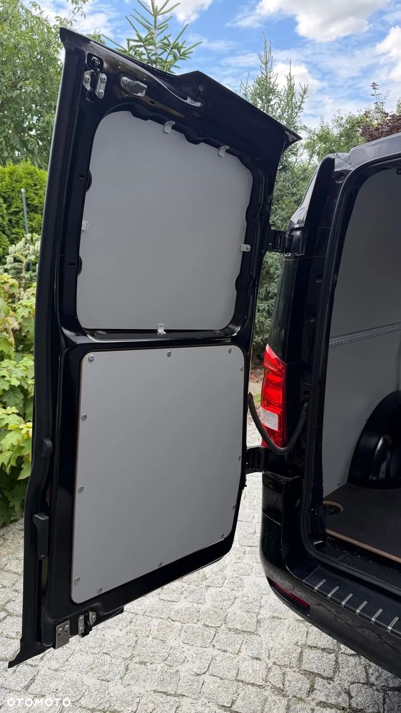 Mercedes-Benz VITO - 18