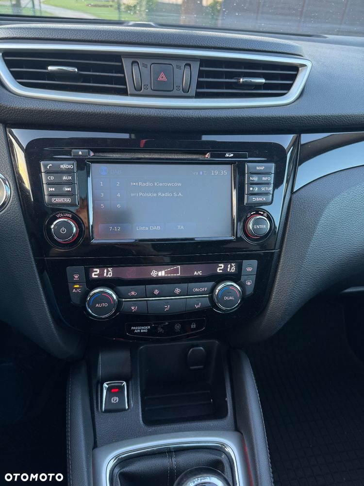 Nissan Qashqai 1.6 DIG-T N-Connecta - 10