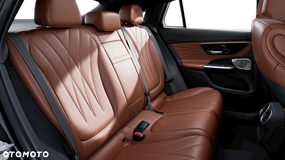 Mercedes-Benz GLC - 9