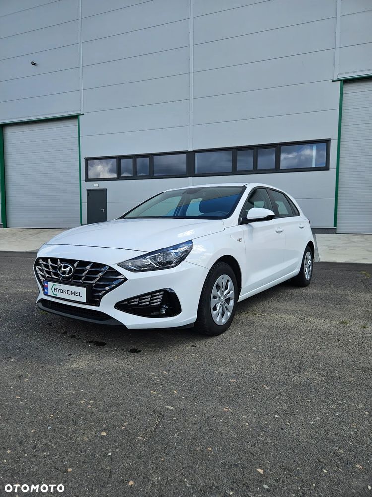 Hyundai i30 1.6 D Classic + - 3