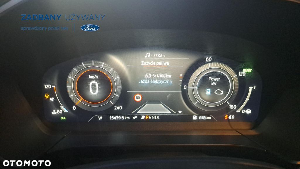 Ford Kuga 2.5 FHEV FWD Titanium - 24