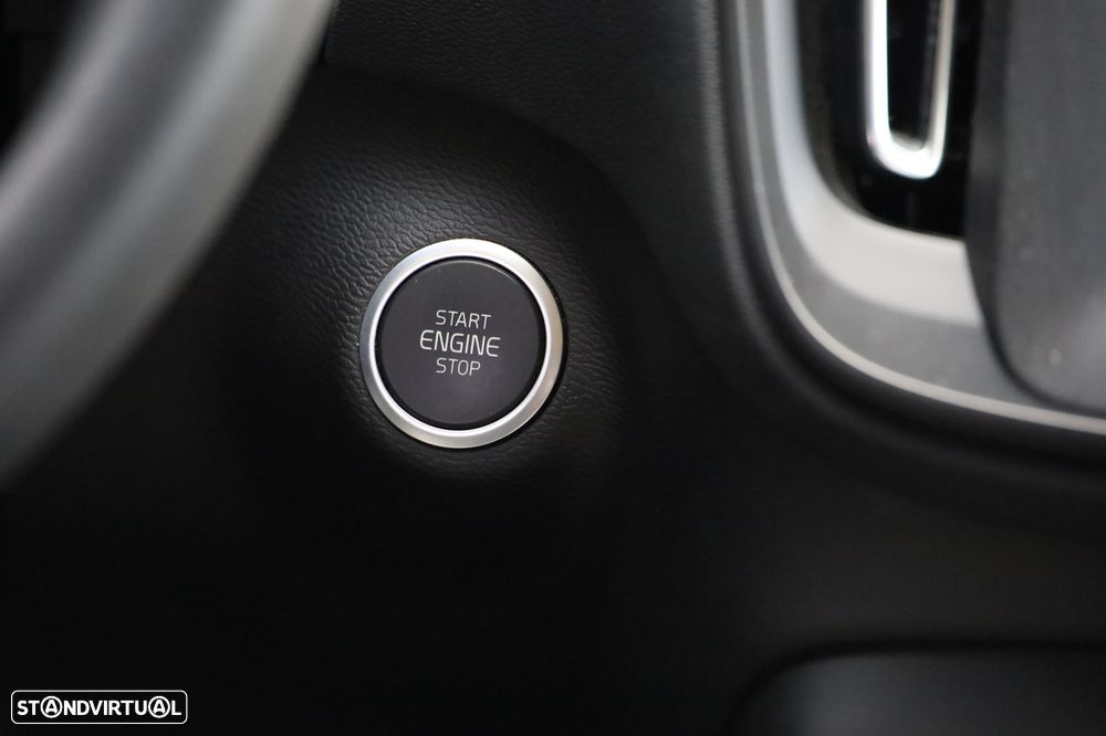 Volvo XC 40 1.5 T2 Momentum Core - 16