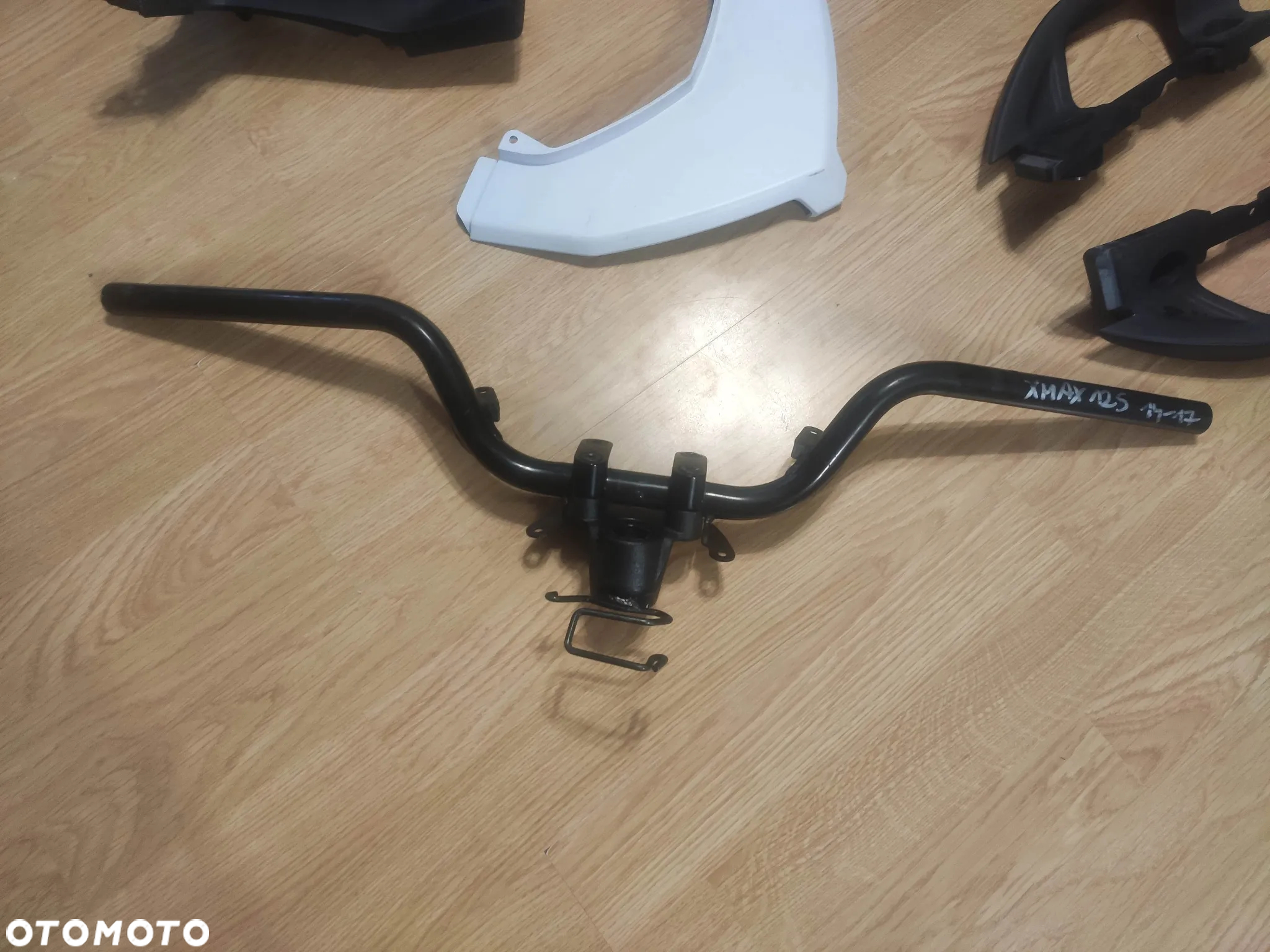 EU Osłona Owiewka Nos Lampa Kierownica Yamaha x-max 14-17 części - 2