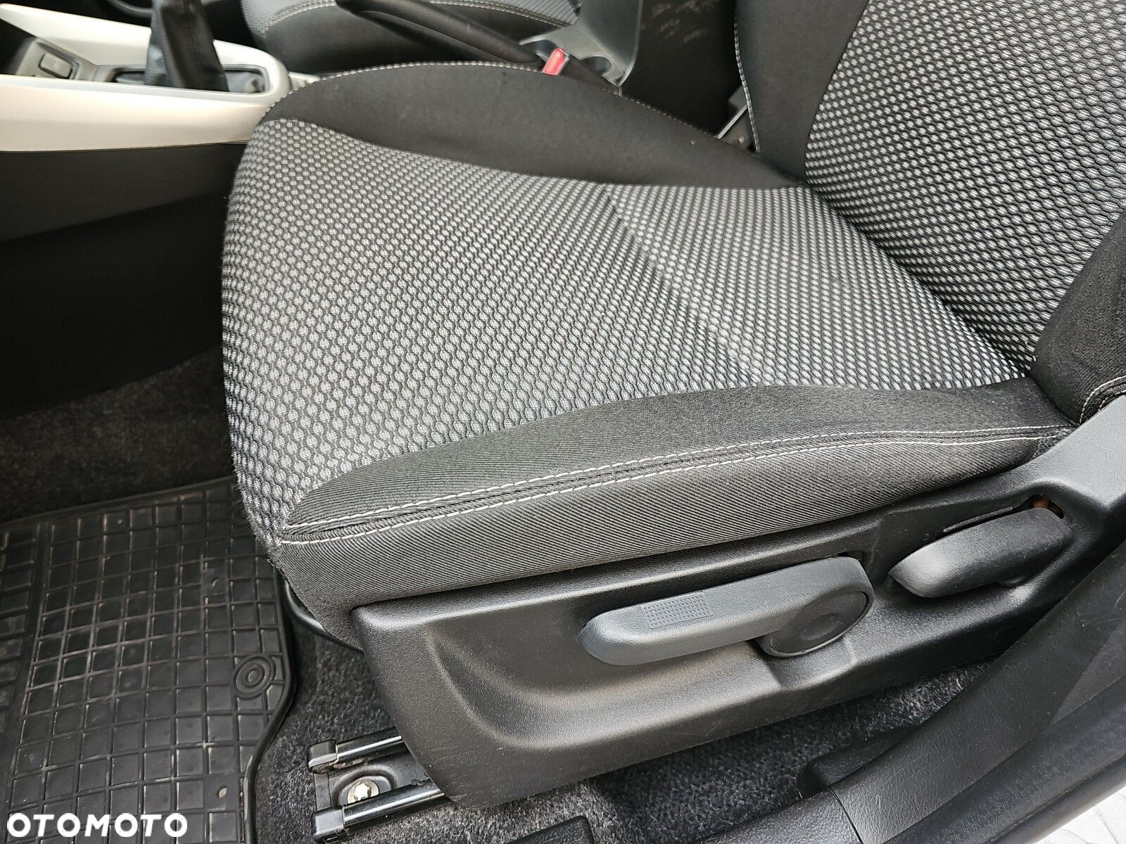 Suzuki Vitara - 26