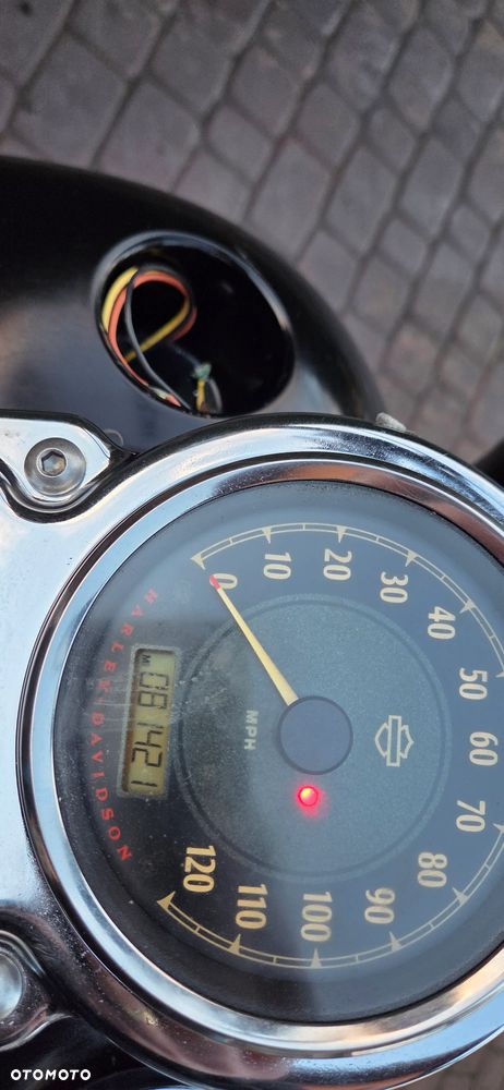Harley-Davidson Dyna Street Bob - 38