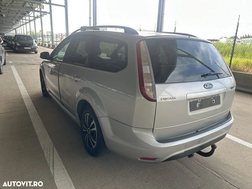 Ford Focus 1.6 TDCi Anniversary - 4