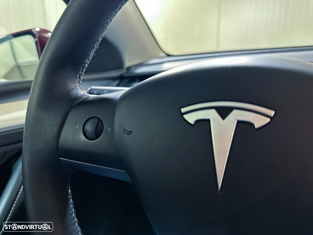 Tesla Model Y Performance Dual Motor AWD - 41