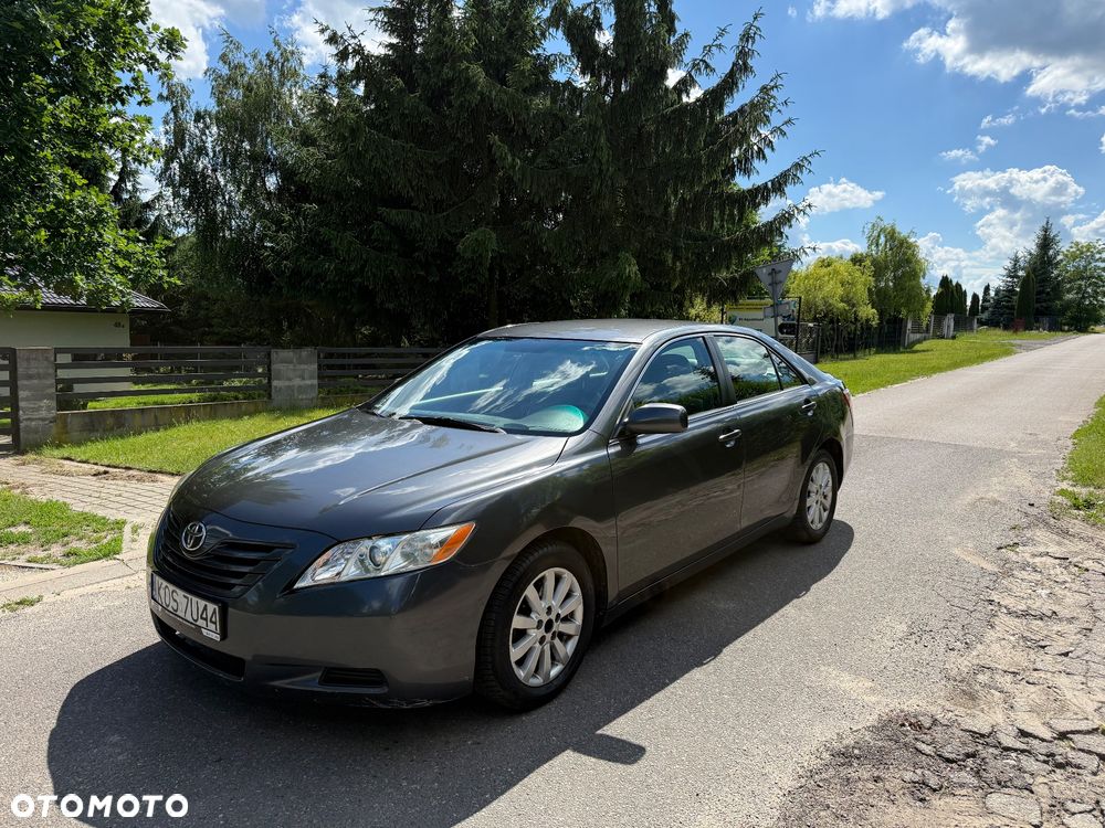 Toyota Camry 2.4 SE - 1