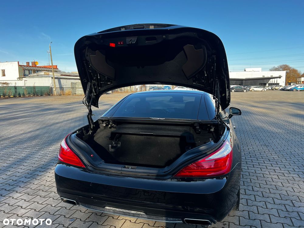Mercedes-Benz SL - 31
