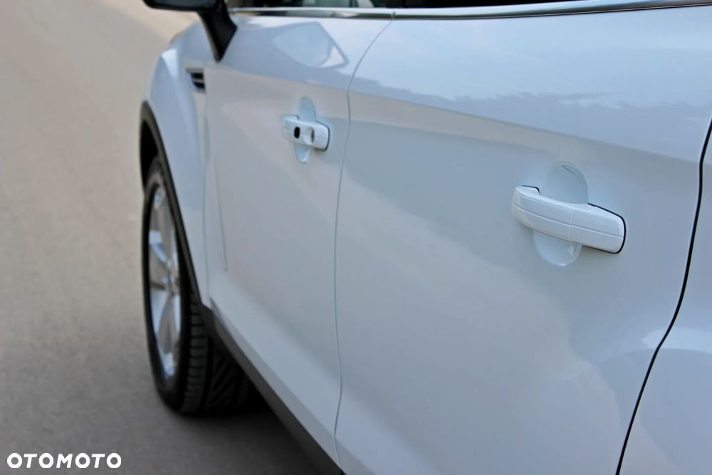 Ford Kuga 2.0 TDCi 4x4 Titanium - 16