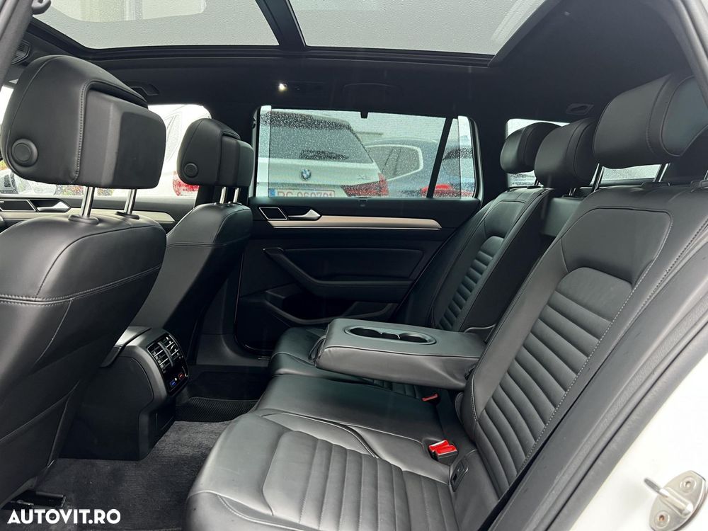 Volkswagen Passat Alltrack - 36