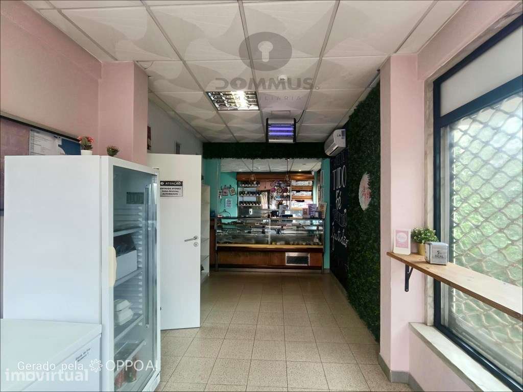 Loja para comércio em Mem-Martins - Grande imagem: 2/21
