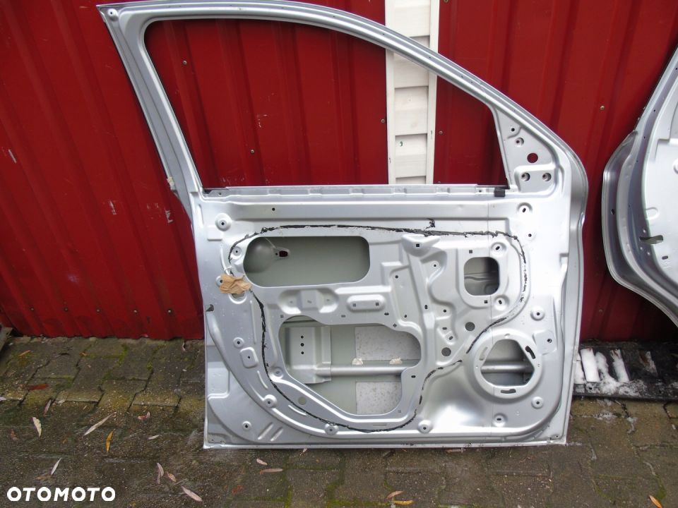 Mitsubishi Outlander drzwi lewe - 9