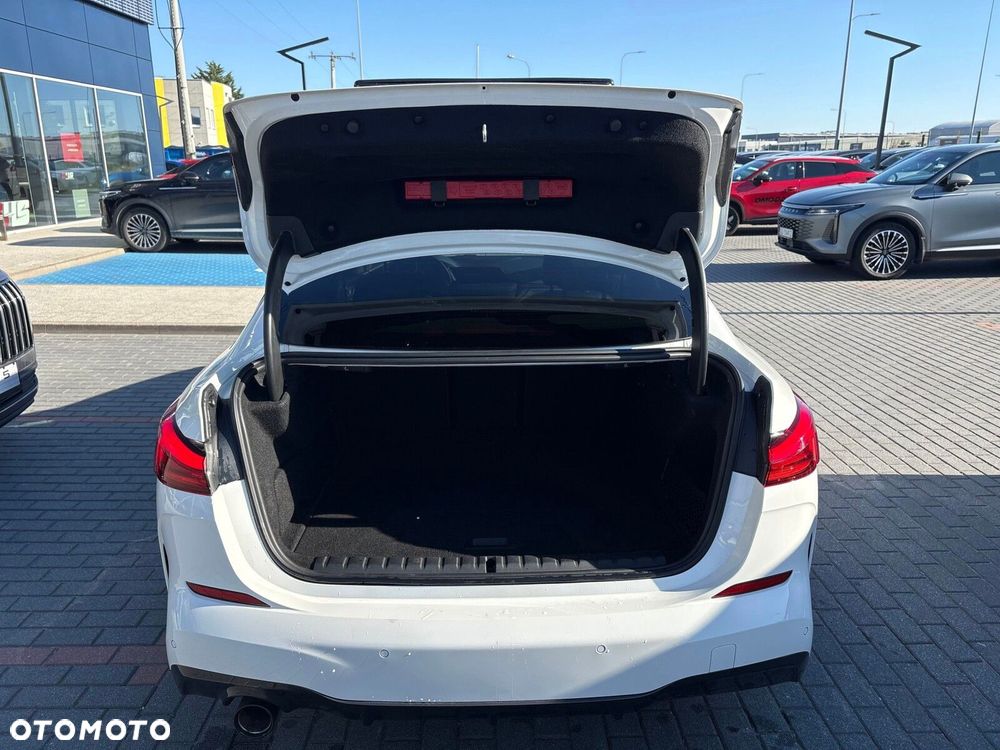 BMW Seria 2 218i M Sport - 25