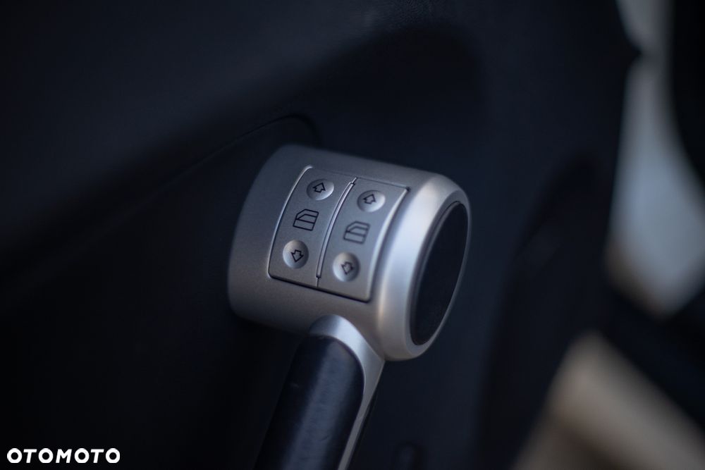 Mercedes-Benz SLK 55 AMG 7G-TRONIC - 24