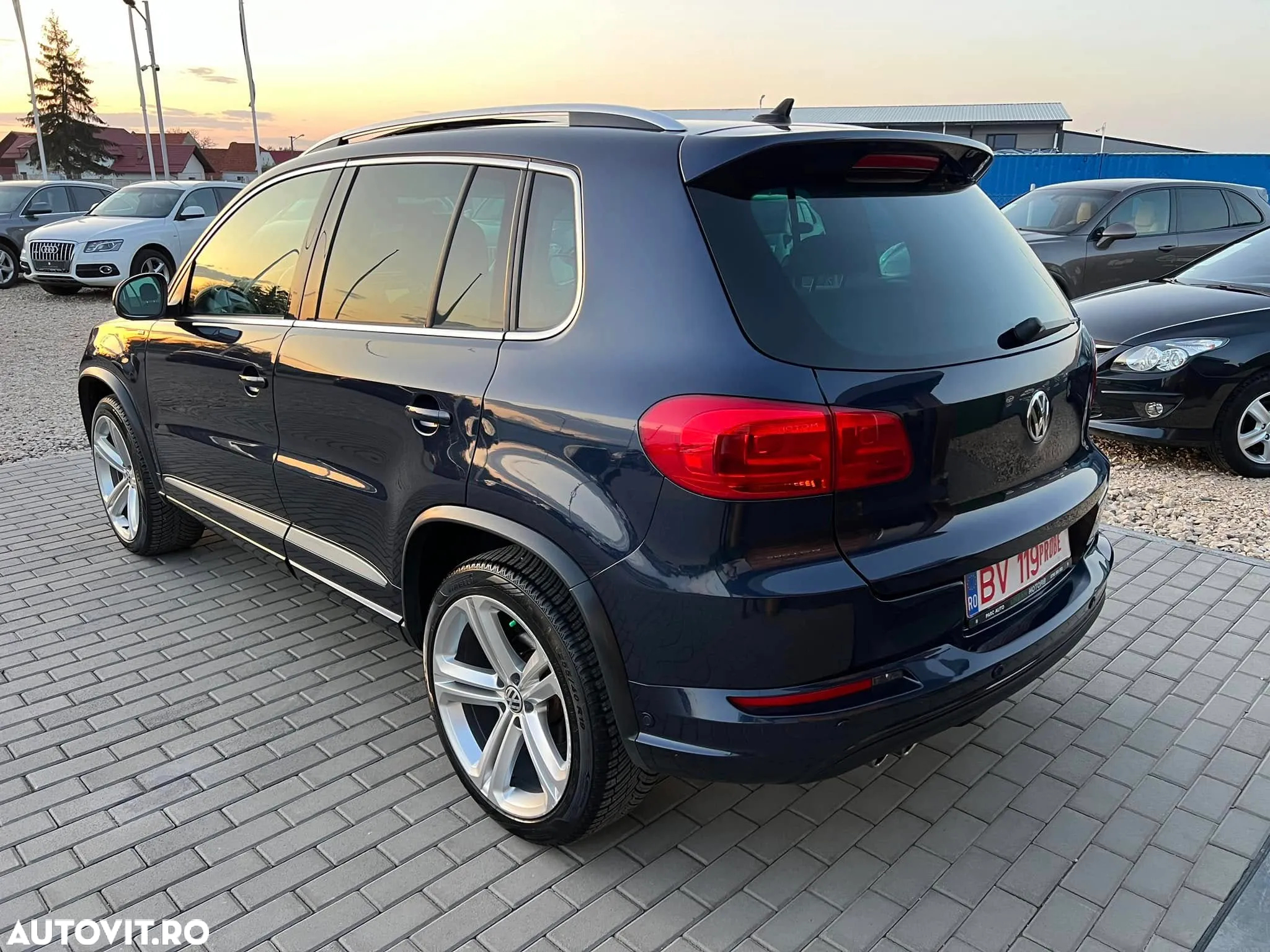 Volkswagen Tiguan 2.0 TDI DPF 4Motion BlueMotion Technology DSG Cup Sport & Style - 19