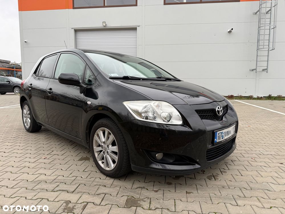 Toyota Auris 2.0 D-4D Luna - 2