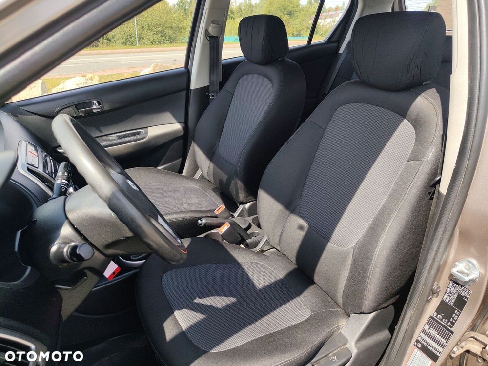 Hyundai i20 - 23