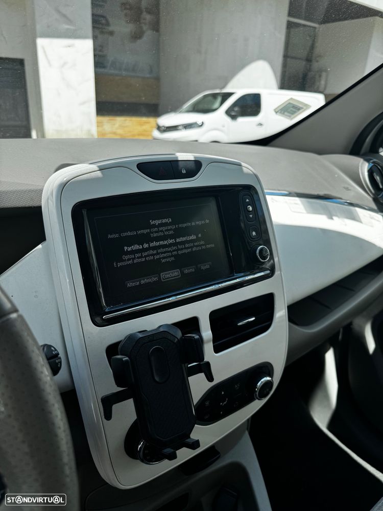 Renault Zoe (s/ Bateria) 41 kwh Life - 7