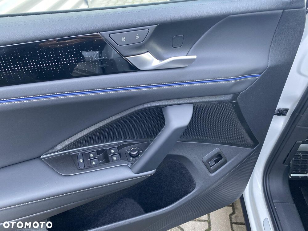 Volkswagen Tiguan - 30