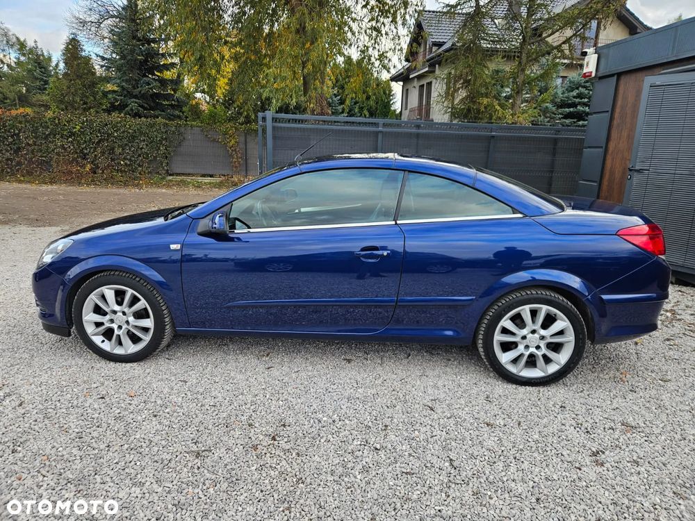 Opel Astra TwinTop 1.8 Cosmo - 26