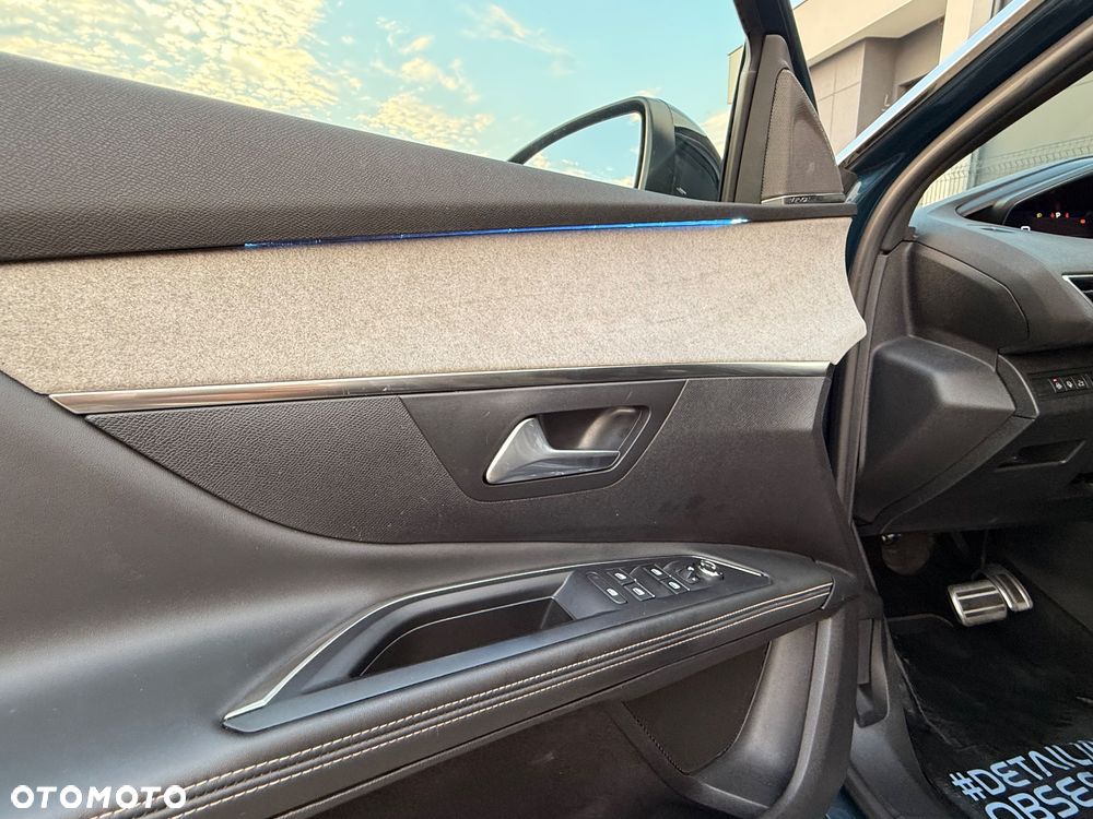 Peugeot 5008 1.6 PureTech GT S&S EAT8 - 38
