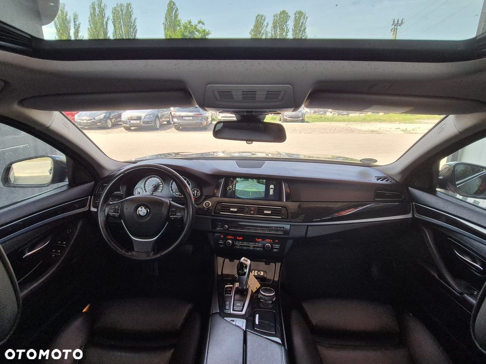 BMW Seria 5 535d - 31
