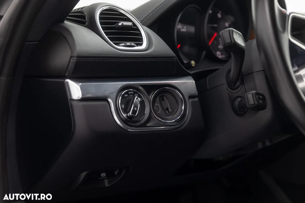 Porsche Cayman PDK - 30
