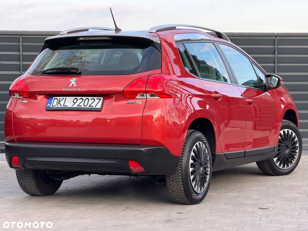 Peugeot 2008 - 6