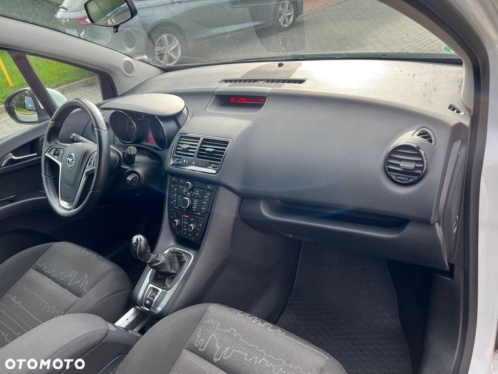 Opel Meriva - 19