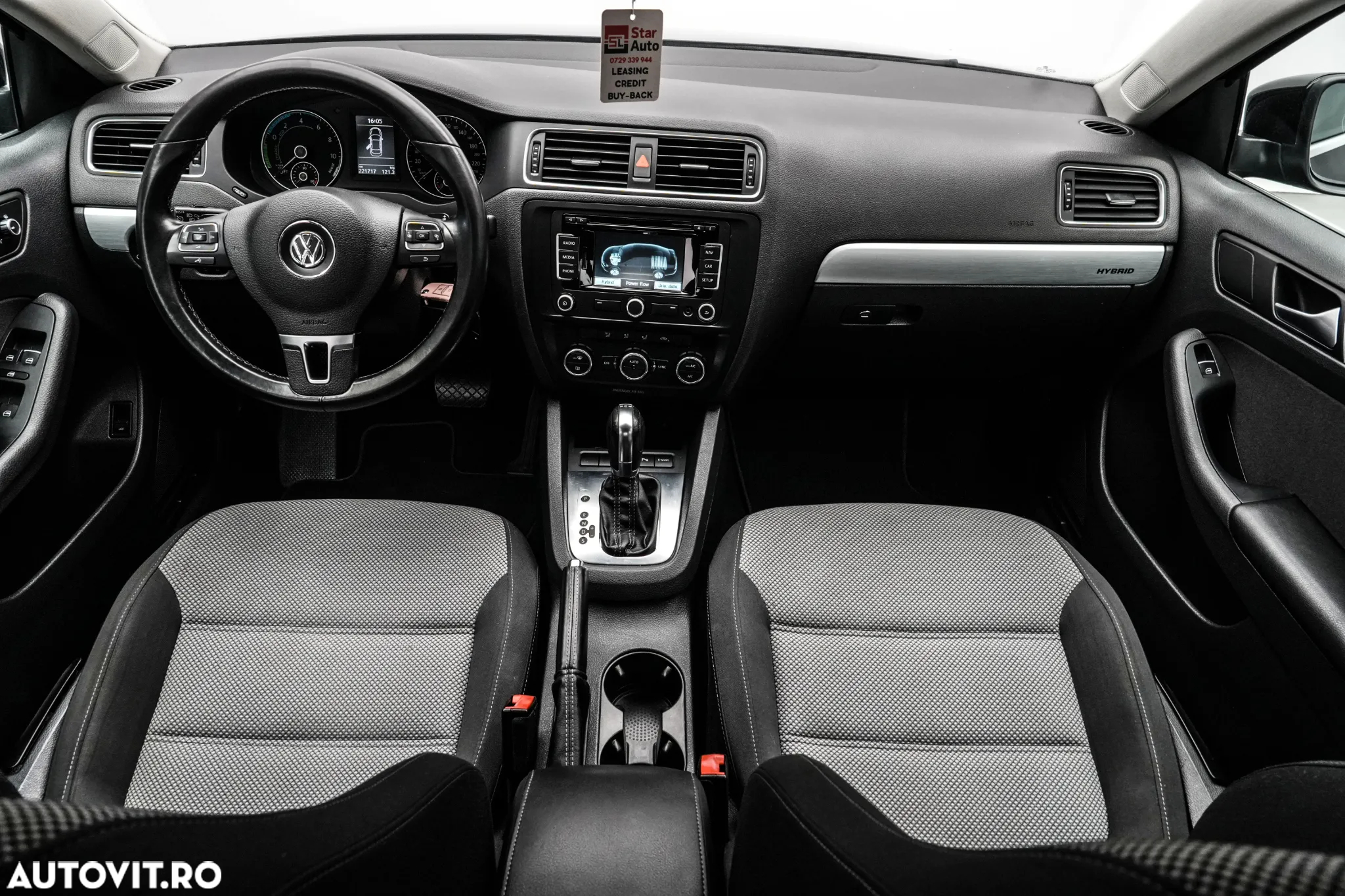 Volkswagen Jetta - 7