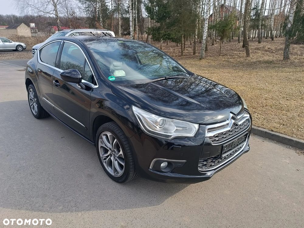 Citroën DS4 HDi 110 SoChic - 1
