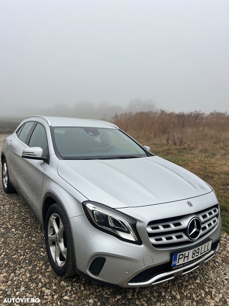 Mercedes-Benz GLA 200 7G-DCT - 9